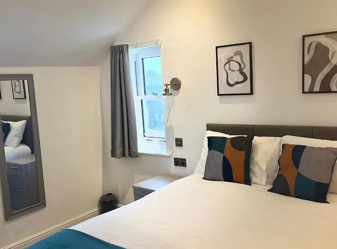 Terrace House