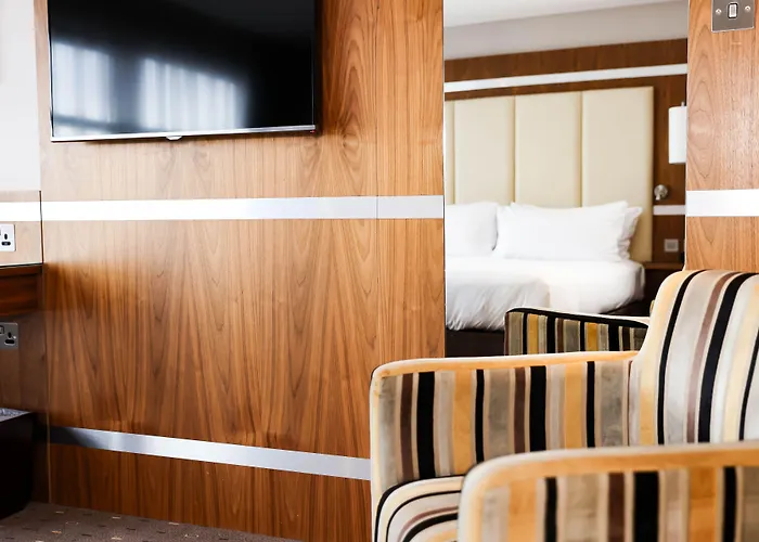 Doubletree By Hilton Milton Keynes